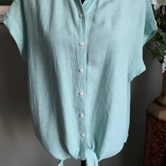 Weatherproof Vintage Women’s Light Blue Button Down Blouse Size Medium - Picture 10 of 16